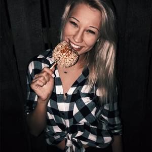 Meet your Posher, Rachel